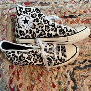 Converse Chuck Taylor High Top in Custom Leopard Print. Size 7.